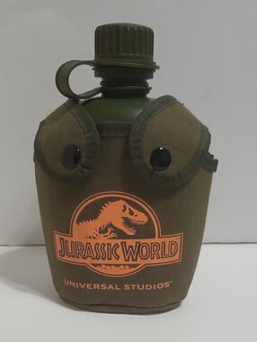 Jurassic World Olive Green Canteen With Holder